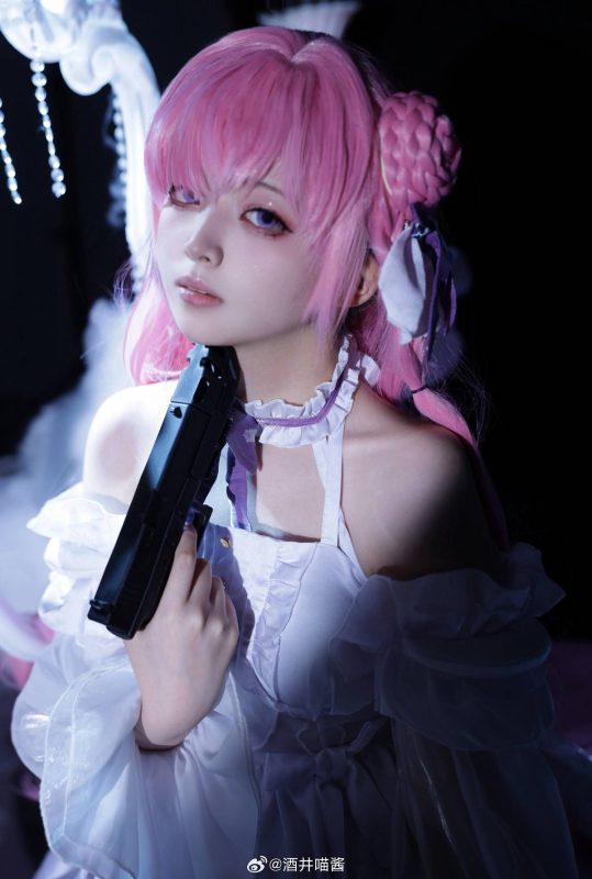 「nikke:胜利女神」桃乐丝 cosplay - 二次元星球