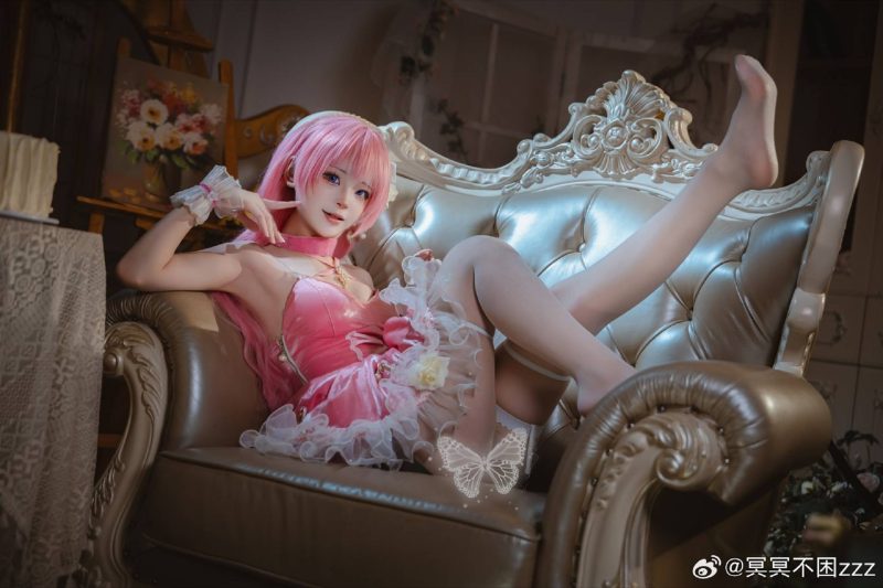 「nikke:胜利女神」桃乐丝 cosplay - 二次元星球