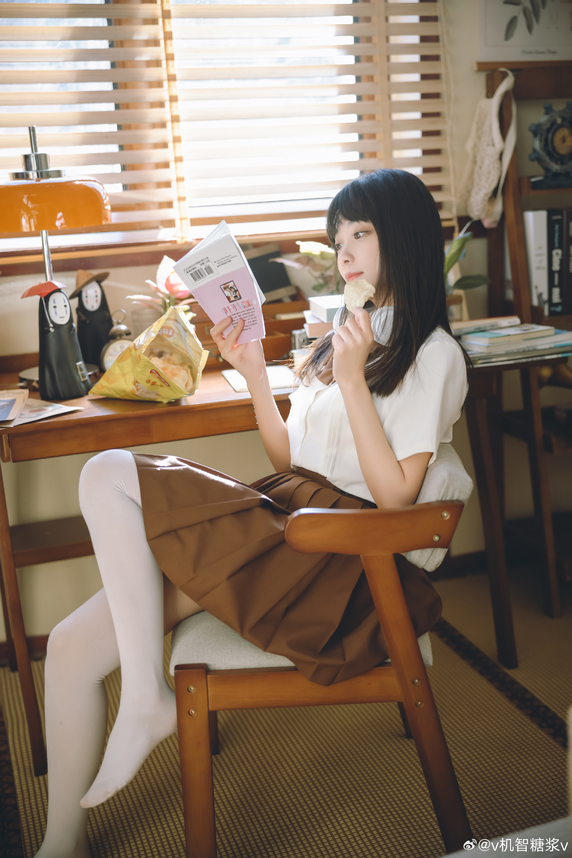 图片[5] - 摄影图册｜做自已的光，不需要太亮，足以挨过寒冬和黑夜就好 - 二次元星球