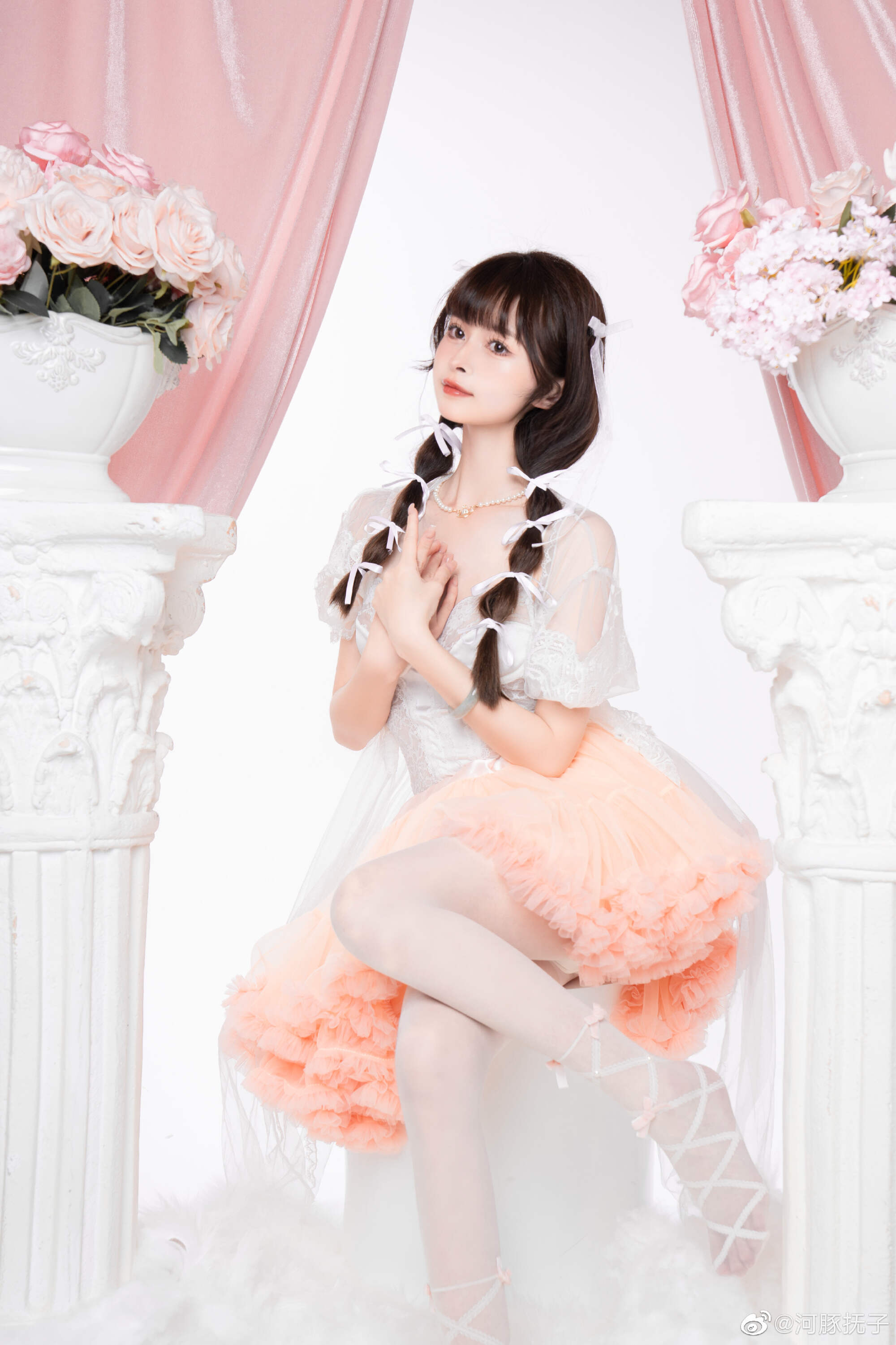 图片[5] - 摄影图册｜今天是桃子味?人潮汹涌，你是人间心动 - 二次元星球