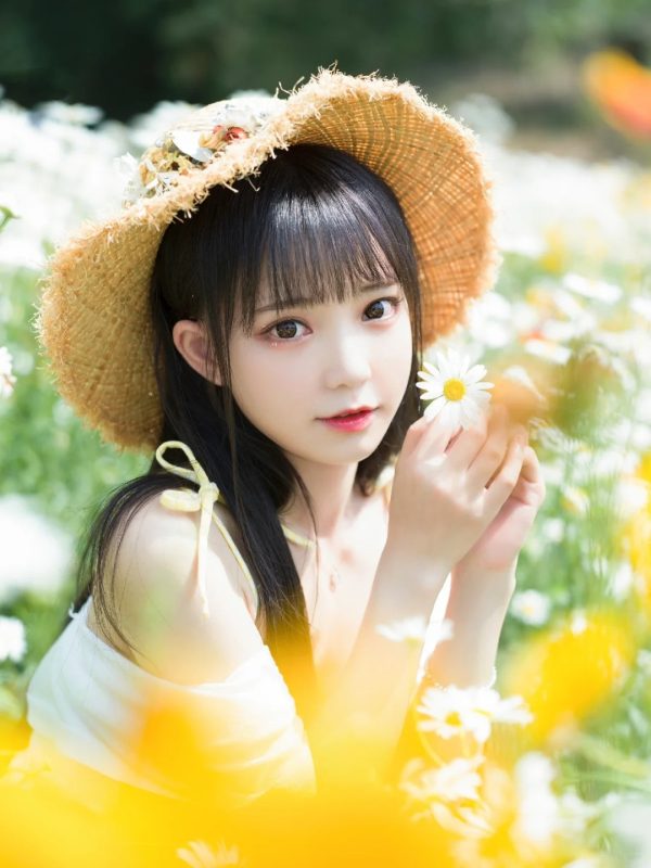 摄影图册｜初夏小雏菊花海🌼治愈系氛围写真 - 二次元星球