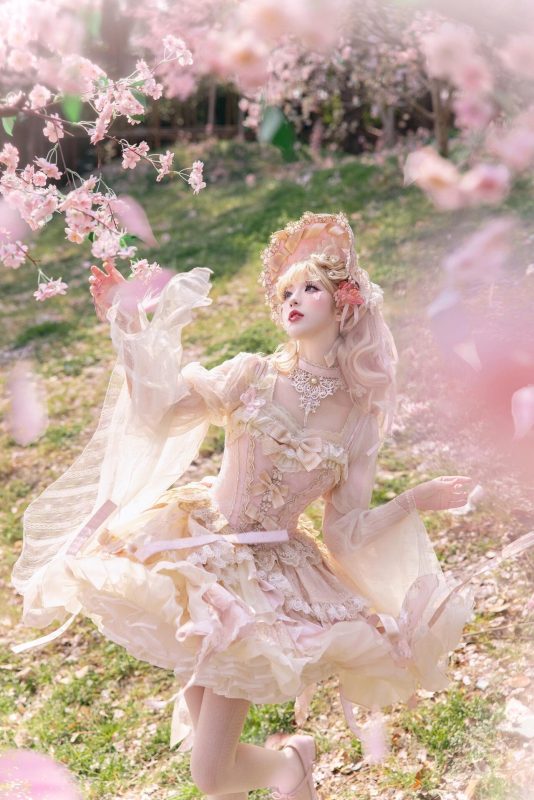 摄影图册｜拍了好久的化蝶模特图 - 二次元星球